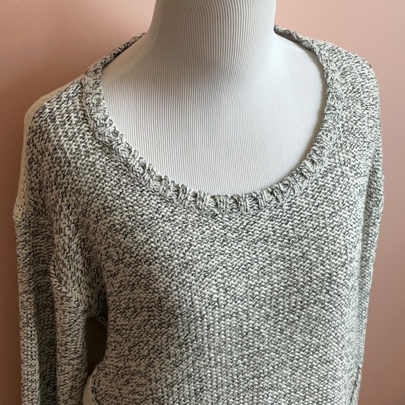 RD Style Analisa Twisted Seam Sweater - Picture 3 of 5